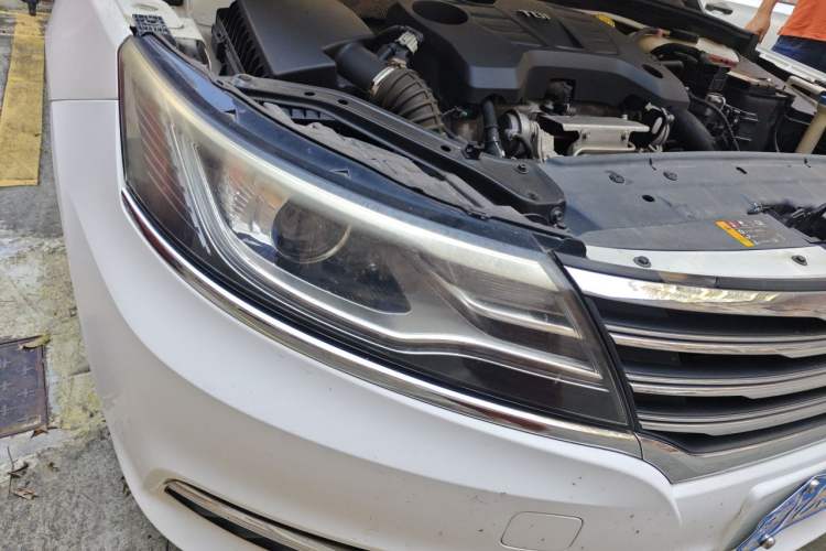 Used Roewe i6 2018 20T Automatic Flagship Edition Right Front Headlight