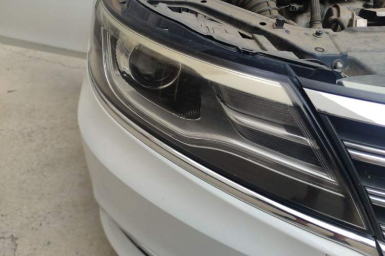 Used Roewe i6 2018 20T Manual Luxury Edition Right Front Headlight
