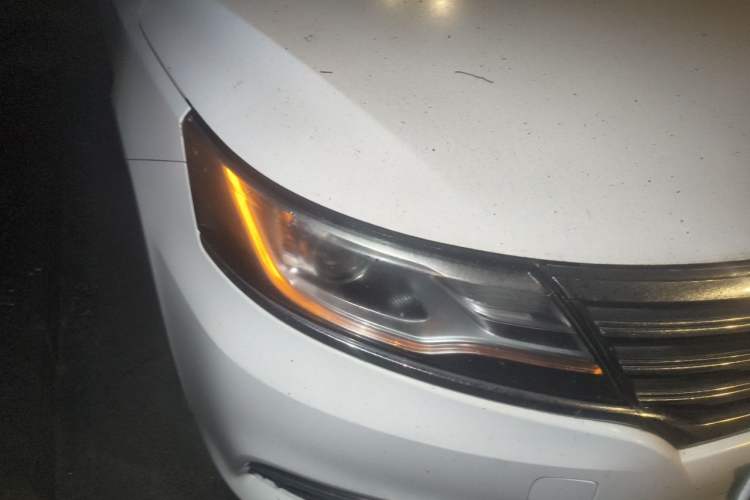 Used Roewe i6 2018 20T Automatic Flagship Edition Right Front Headlight