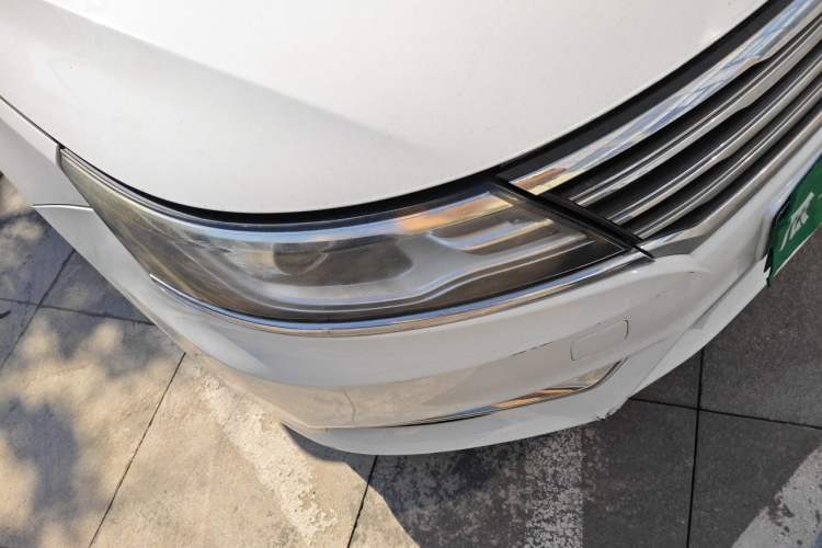 Used Roewe i6 2018 20T Automatic Flagship Edition Right Front Headlight