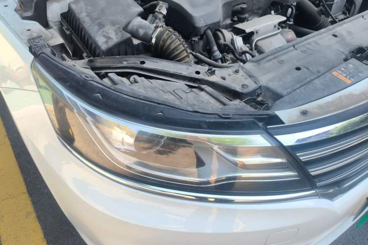 Used Roewe i6 2018 20T Automatic Internet Smart Edition Right Front Headlight