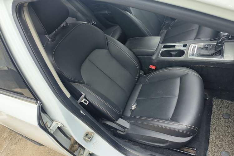 Used Roewe i6 2018 20T Automatic Flagship Edition Right Front Seat