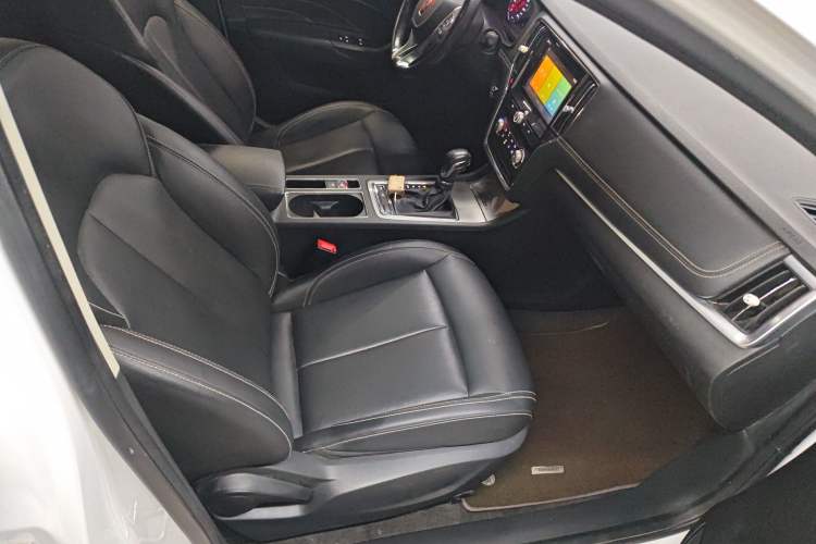Used Roewe i6 2018 20T Automatic Flagship Edition Right Front Seat