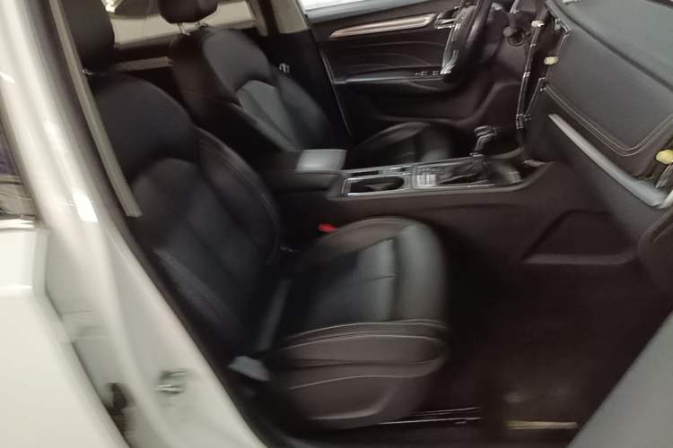 Used Roewe i6 2018 20T Automatic Internet Smart Edition Right Front Seat