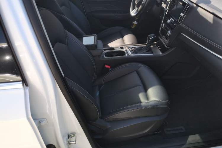 Used Roewe i6 2018 20T Automatic Flagship Edition Right Front Seat