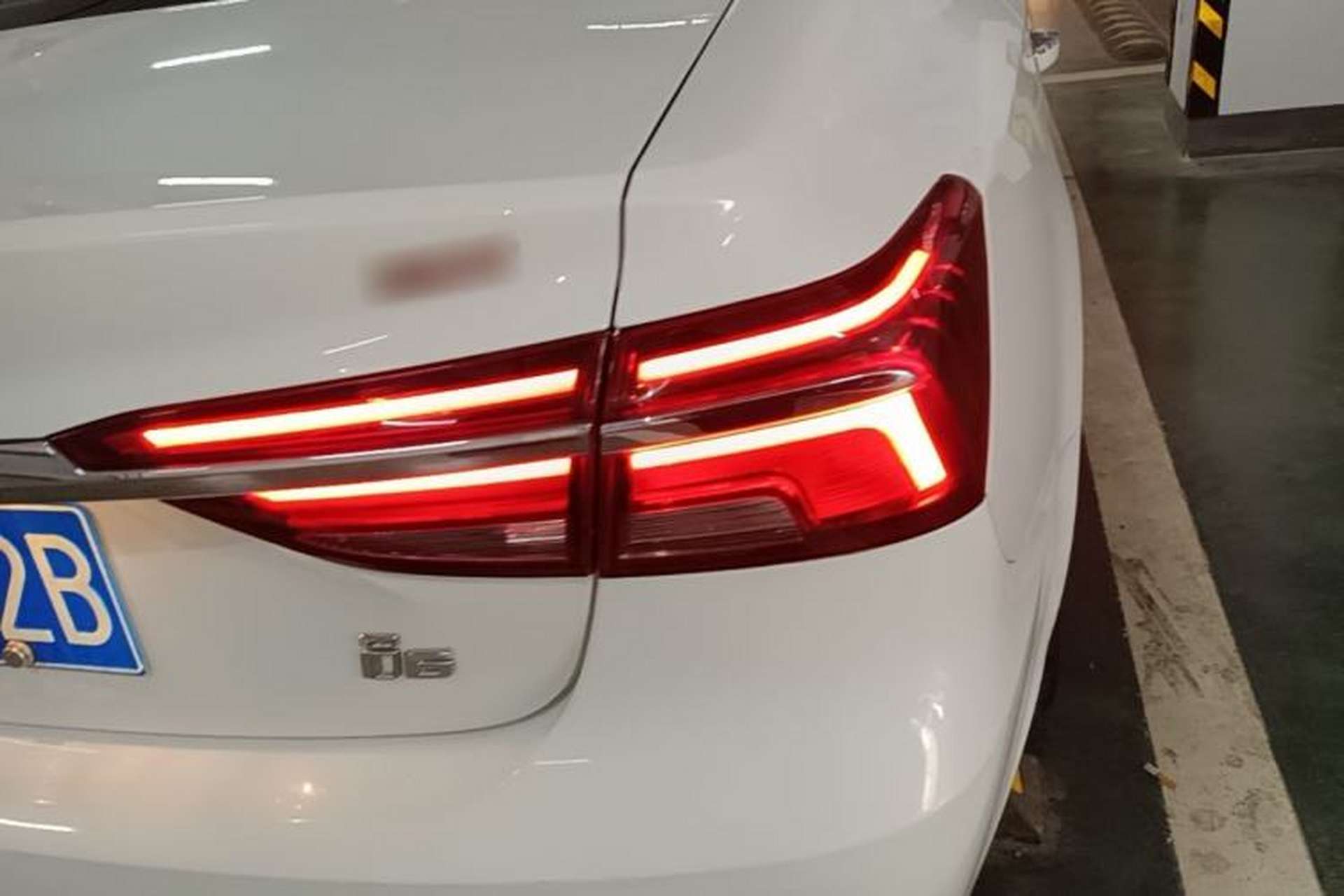 Used Roewe i6 2018 20T Automatic Internet Smart Edition Right Rear Taillight