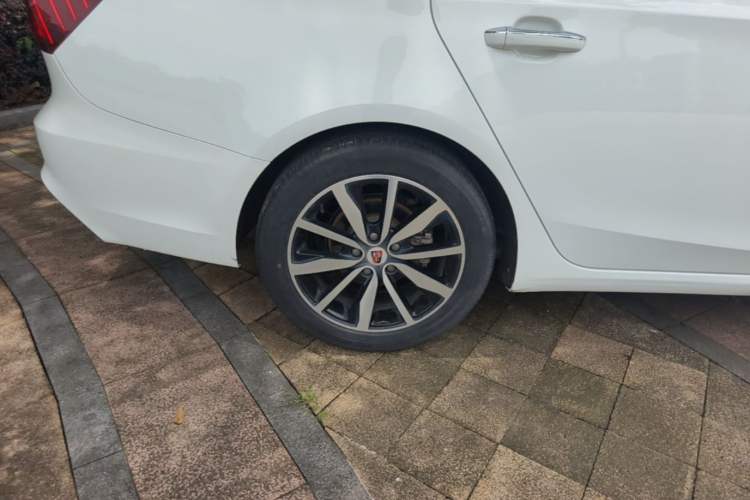 Used Roewe i6 2018 20T Automatic Flagship Edition Right Rear Wheel Hub