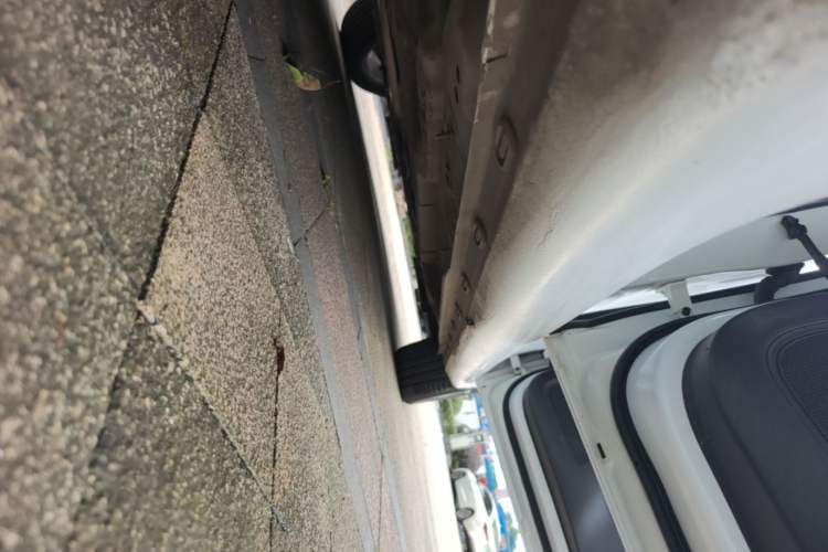 Used Roewe i6 2018 20T Automatic Flagship Edition Right Side Sill