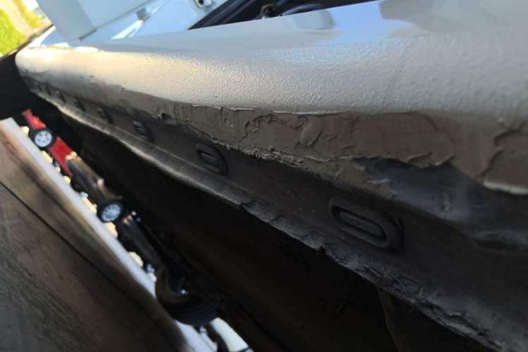 Used Roewe i6 2018 20T Automatic Flagship Edition Right Side Sill