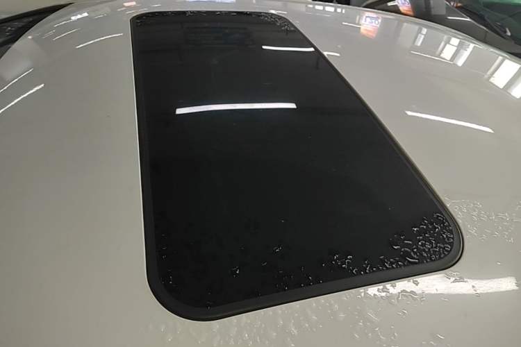 Used Roewe i6 2018 20T Automatic Flagship Edition Roof