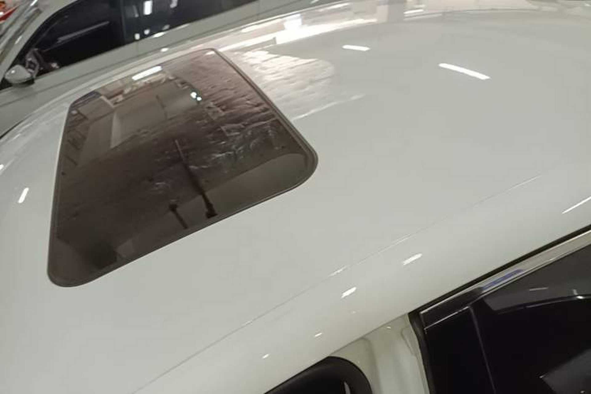 Used Roewe i6 2018 20T Automatic Internet Smart Edition Roof