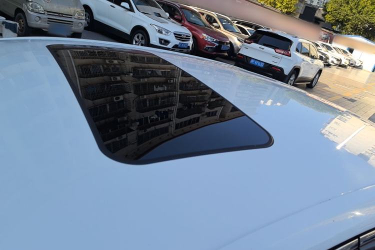 Used Roewe i6 2018 20T Automatic Flagship Edition Roof