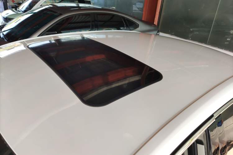 Used Roewe i6 2018 20T Automatic Flagship Edition Roof