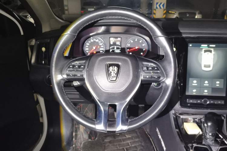 Used Roewe i6 2018 20T Automatic Internet ZhiZun Edition Steering Wheel
