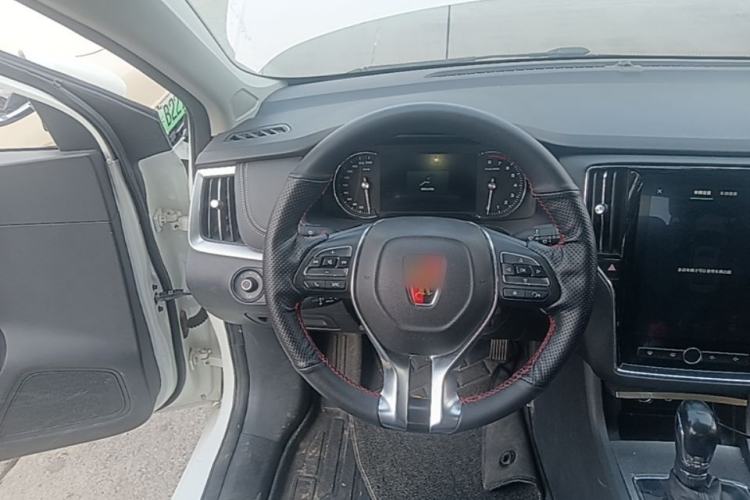 Used Roewe i6 2018 20T Automatic Internet ZhiZun Edition Steering Wheel