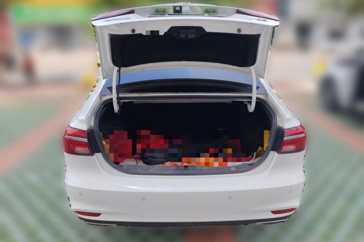 Used Roewe i6 2018 20T Automatic Flagship Edition Trunk