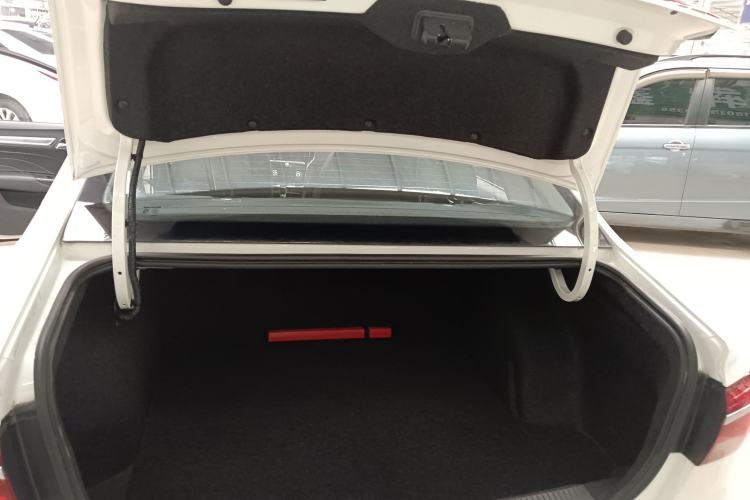 Used Roewe i6 2018 20T Automatic Flagship Edition Trunk