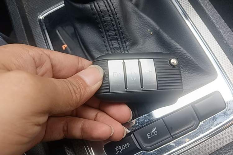 Used Roewe i6 2018 20T Automatic Internet ZhiZun Edition Vehicle Key