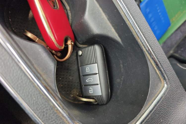 Used Roewe i6 2018 20T Manual Luxury Edition Vehicle Key