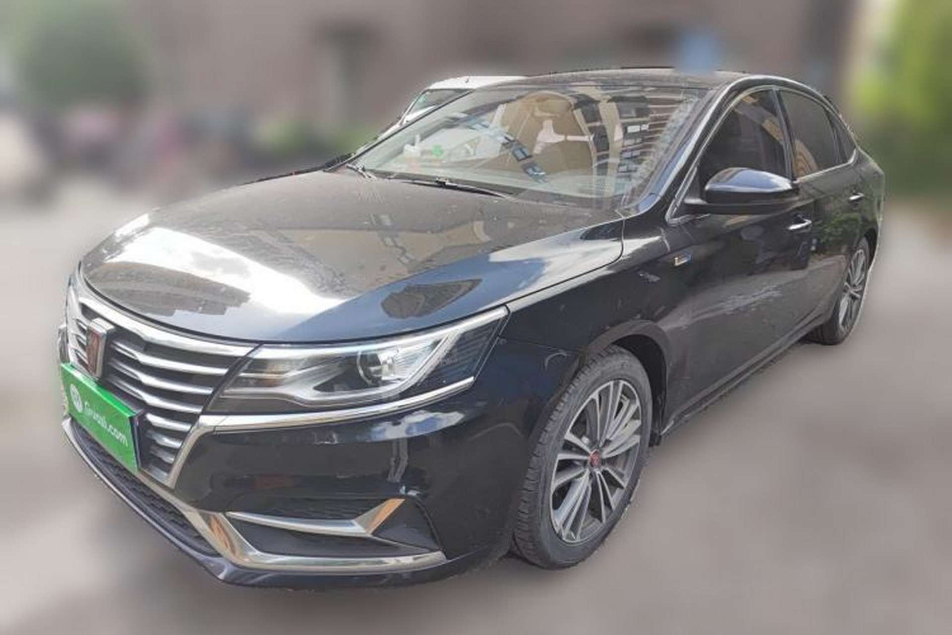 Used Roewe i6 2019 PLUS 1.6L CVT 4G Connected Flagship Deluxe Edition Front Left 45 Deg