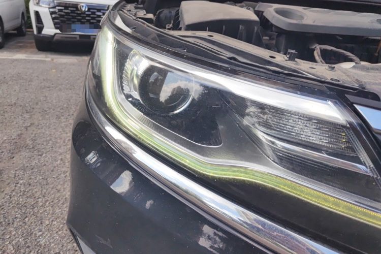 Used Roewe i6 2019 PLUS 1.6L CVT 4G Connected Flagship Deluxe Edition Right Front Headlight