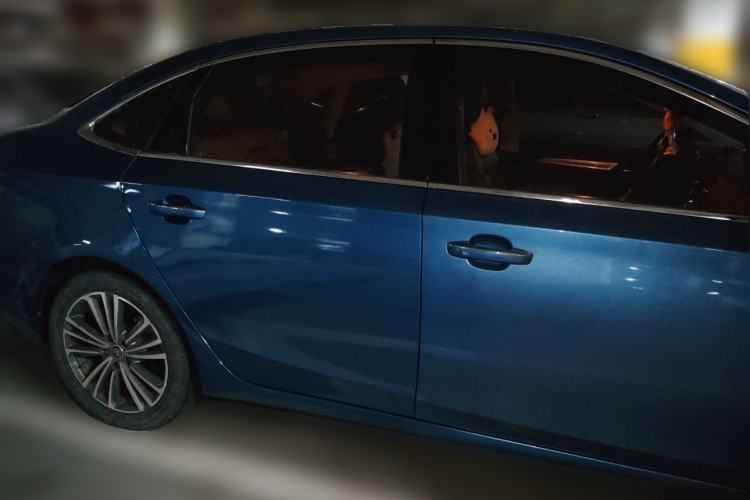 Used Roewe i6 2019 PLUS 1.6L CVT 4G Connected Flagship Deluxe Edition Front Right 45 Deg
