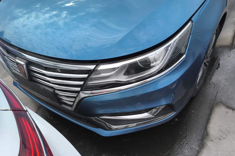 Used Roewe i6 2019 PLUS 20T TST 4G Connected Flagship Superb Edition Left Front Headlight