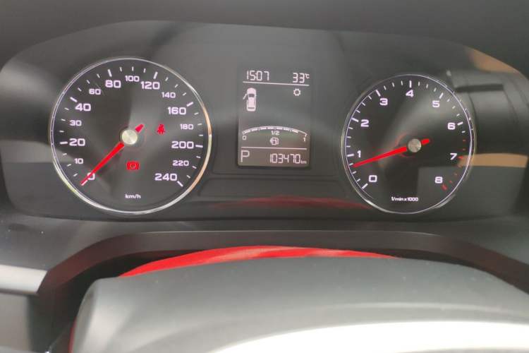 Used Roewe i6 2019 PLUS 1.6L CVT 4G Connected Luxury Deluxe Edition Odometer Close Up