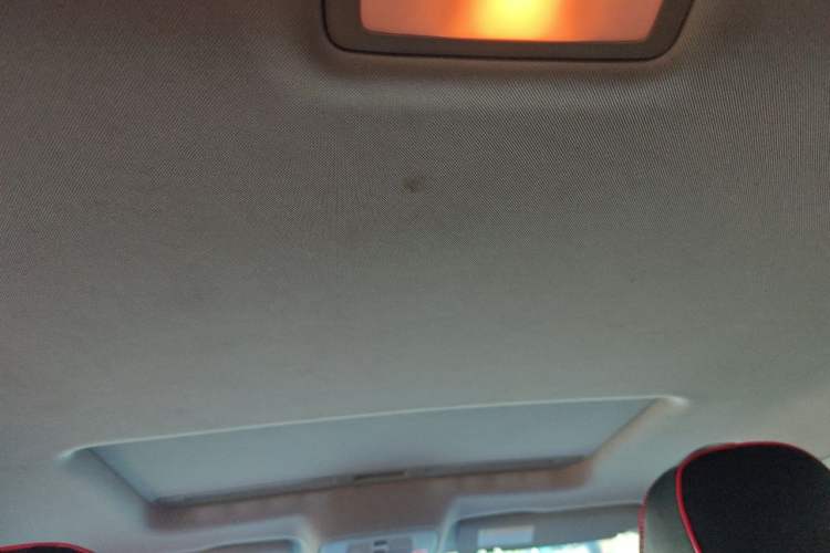Used Roewe i6 2019 PLUS 1.6L CVT 4G Connected Flagship Deluxe Edition Headliner