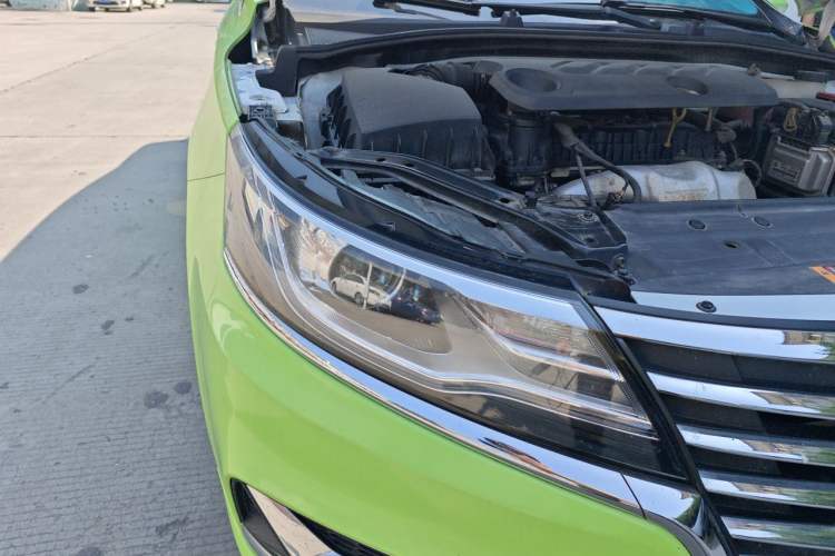 Used Roewe i6 2019 PLUS 1.6L CVT 4G Connected Flagship Deluxe Edition Right Front Headlight