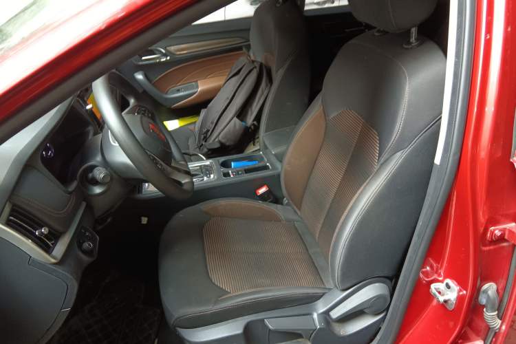 Used Roewe i6 2019 PLUS 1.6L CVT 4G Connected Luxury Deluxe Edition Left Front Seat