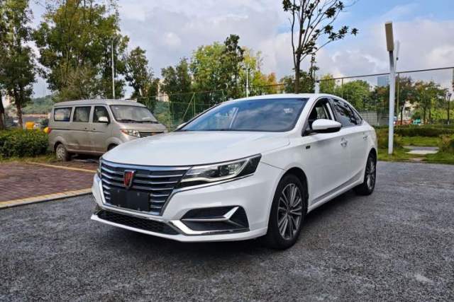Used Roewe i6 2019 PLUS 1.6L CVT 4G Connected Flagship Deluxe Edition