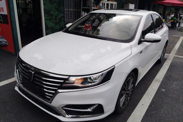 Used Roewe i6 2019 PLUS 20T TST 4G Connected Flagship Superb Edition