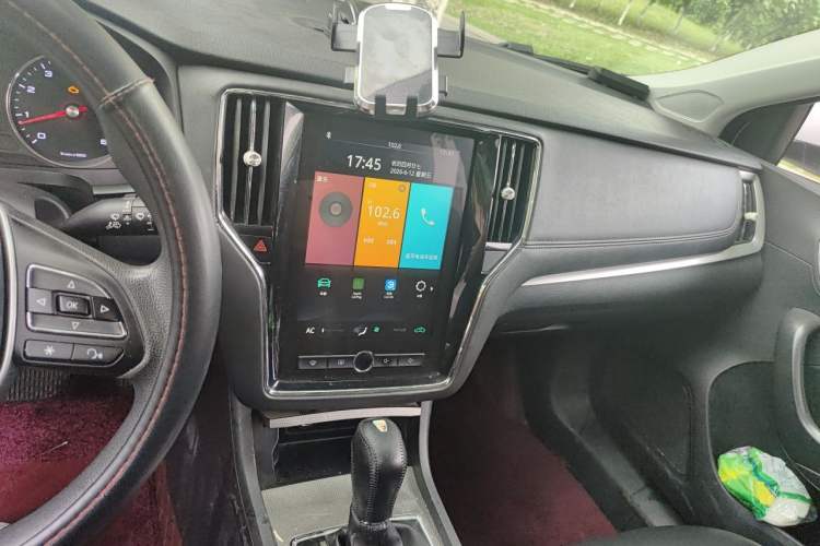 Used Roewe i6 2019 PLUS 1.6L CVT 4G Connected Flagship Deluxe Edition Audio And AC Panel