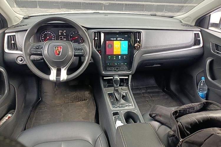 Used Roewe i6 2019 PLUS 1.6L CVT 4G Connected Flagship Deluxe Edition Center Console