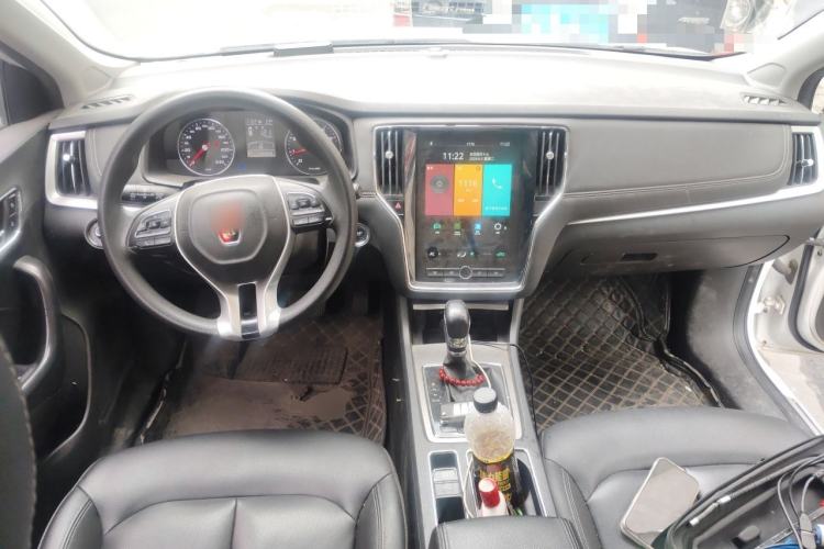 Used Roewe i6 2019 PLUS 1.6L CVT 4G Connected Flagship Deluxe Edition Center Console