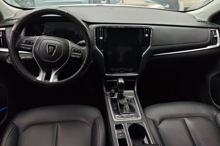 Used Roewe i6 2019 PLUS 1.6L CVT 4G Connected Flagship Deluxe Edition Center Console
