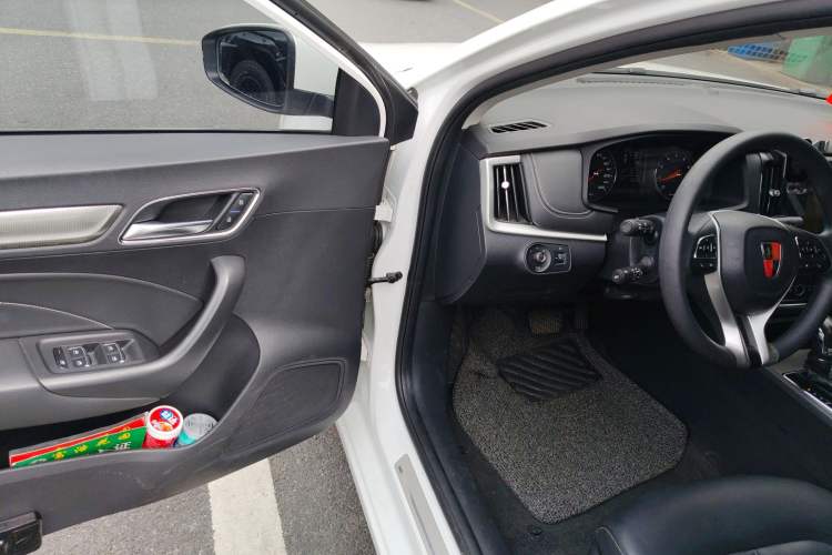 Used Roewe i6 2019 PLUS 20T TST 4G Connected Flagship Superb Edition Driver Seat