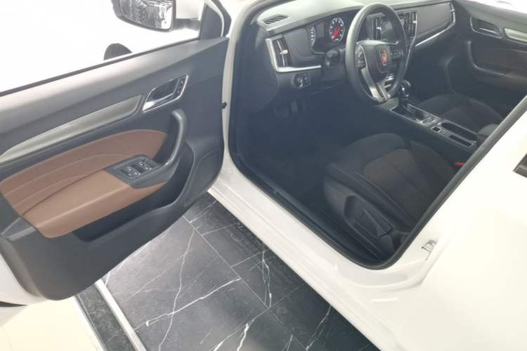 Used Roewe i6 2019 PLUS 1.6L CVT 4G Connected Luxury Deluxe Edition Driver Seat
