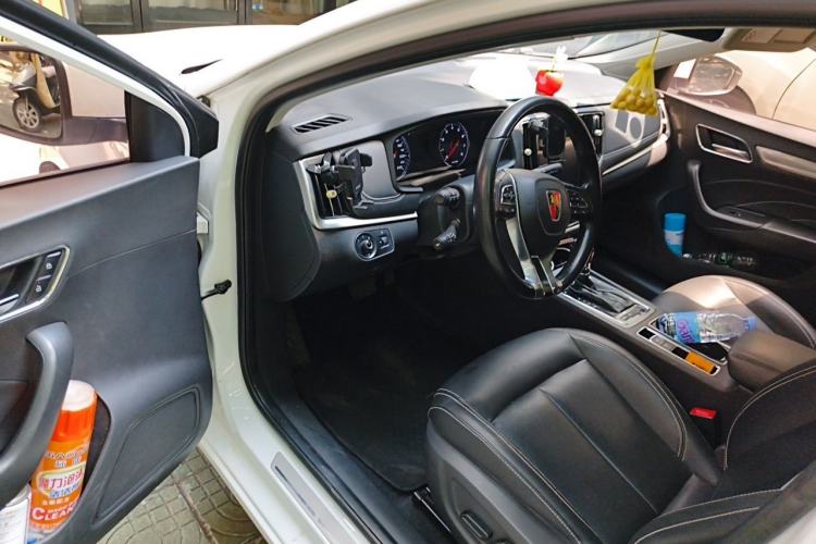Used Roewe i6 2019 PLUS 20T TST 4G Connected Flagship Superb Edition Driver Seat