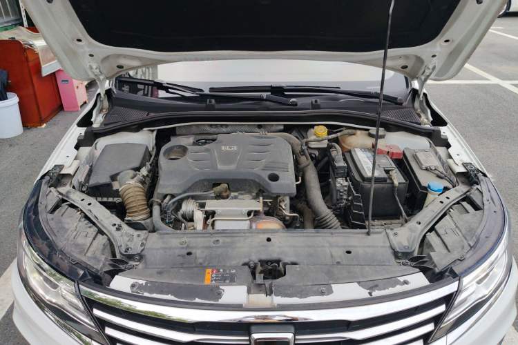 Used Roewe i6 2019 PLUS 20T TST 4G Connected Flagship Superb Edition Engine Bay