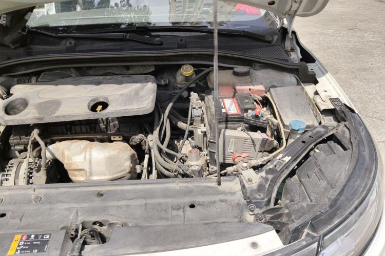 Used Roewe i6 2019 PLUS 1.6L CVT 4G Connected Flagship Deluxe Edition Engine Bay Left