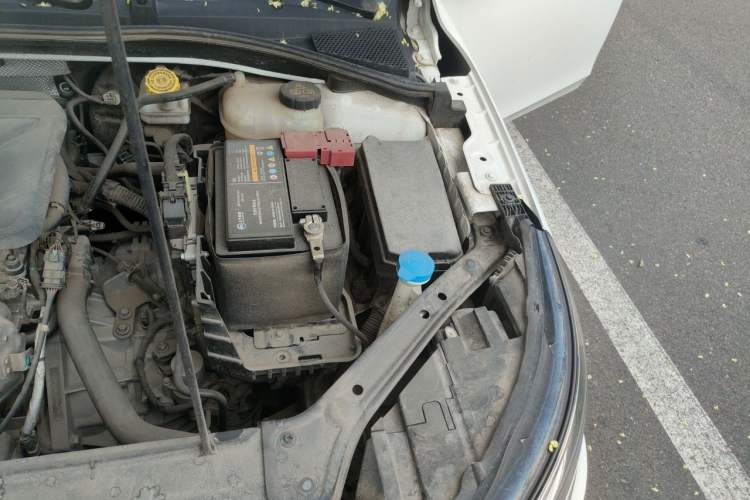 Used Roewe i6 2019 PLUS 1.6L CVT 4G Connected Flagship Deluxe Edition Engine Bay Left
