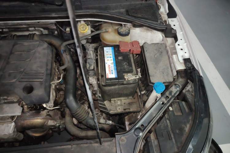 Used Roewe i6 2019 PLUS 20T TST 4G Connected Supreme Amazing Edition Engine Bay Left
