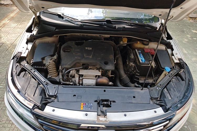 Used Roewe i6 2019 PLUS 20T TST 4G Connected Flagship Superb Edition Engine Bay