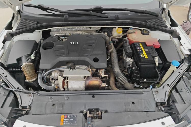 Used Roewe i6 2019 PLUS 20T TST 4G Connected Flagship Superb Edition Engine Bay
