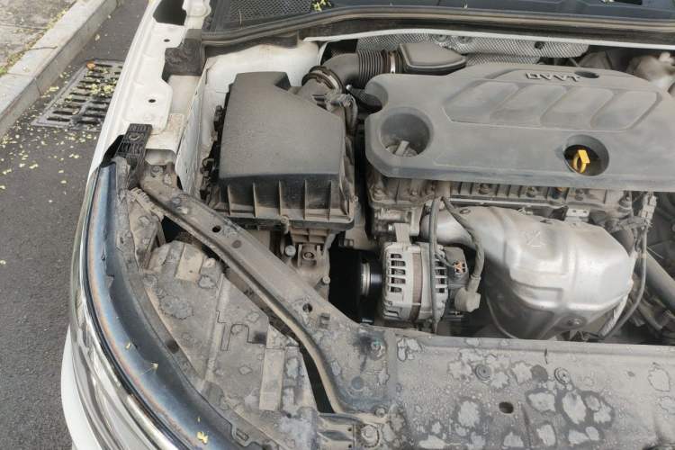 Used Roewe i6 2019 PLUS 1.6L CVT 4G Connected Flagship Deluxe Edition Engine Bay Right