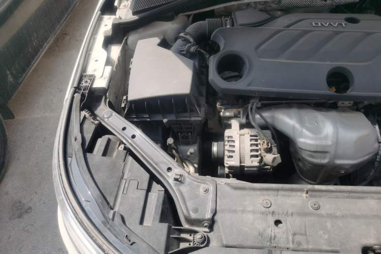 Used Roewe i6 2019 PLUS 1.6L CVT 4G Connected Flagship Deluxe Edition Engine Bay Right