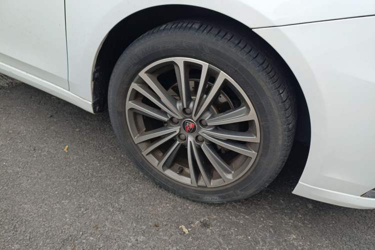 Used Roewe i6 2019 PLUS 1.6L CVT 4G Connected Flagship Deluxe Edition Exterior 1