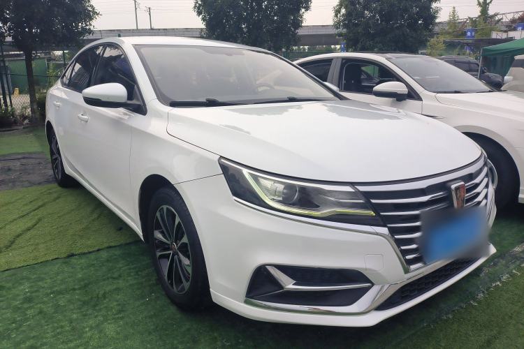 Used Roewe i6 2019 PLUS 1.6L CVT 4G Connected Luxury Deluxe Edition Exterior 2